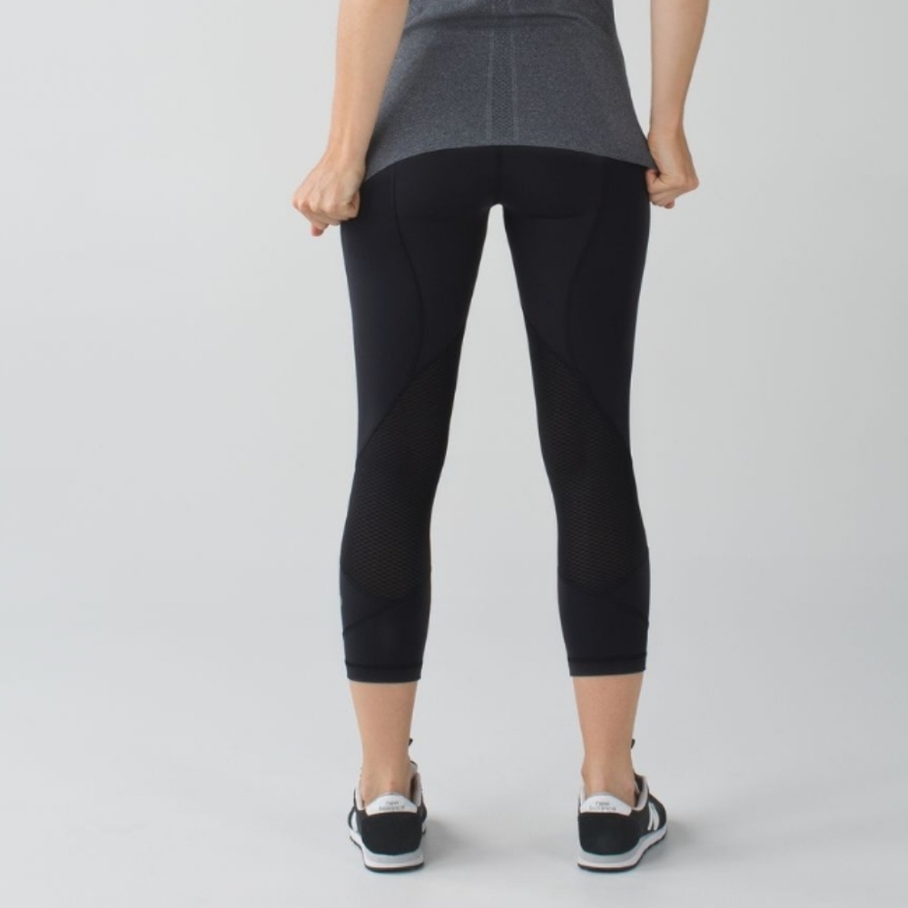 Lululemon pace rival crop 22"
